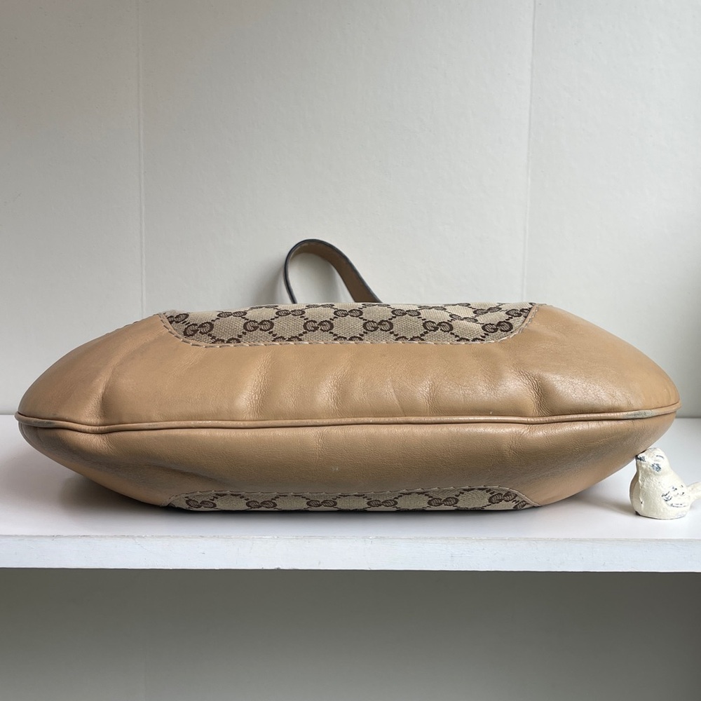 Gucci Charlotte Shoulder Bag - Picture 9 of 16